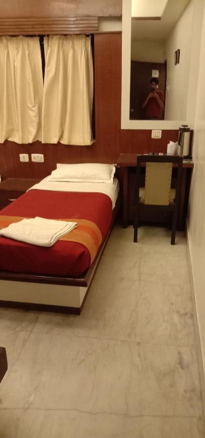 Hotel Aston Calcutta Exterior foto