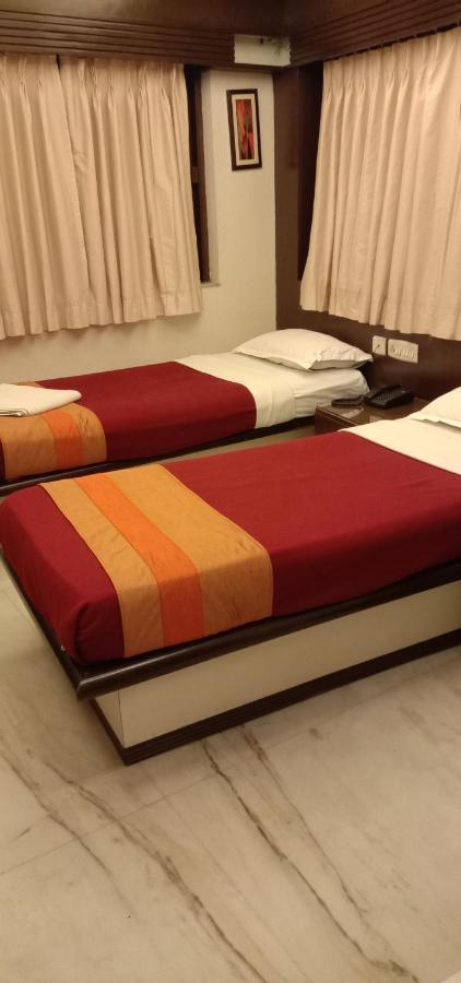 Hotel Aston Calcutta Exterior foto